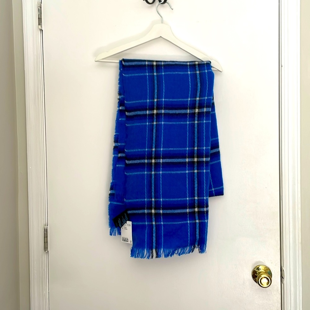 Women’s scarf